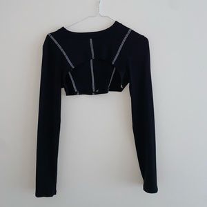 Balck very high front crop top. Size S